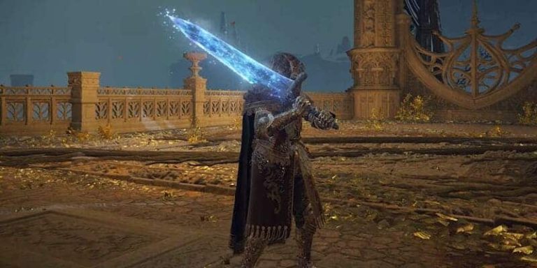 Elden Ring: Best Build for Moonlight Greatsword